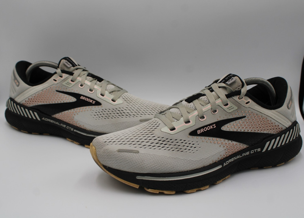 Size 10.5 Brooks Adrenaline GTS 22 Grey Black Running Shoes Athletic 1203531B035